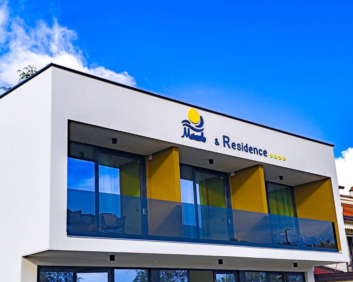 Maresole Beachfront Residence ポレッチ エクステリア 写真