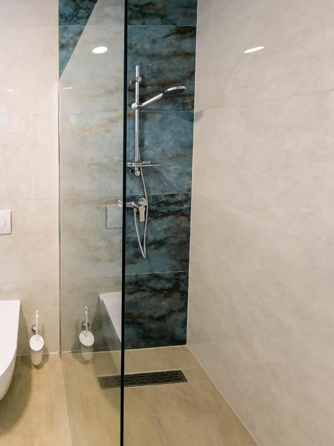Maresole Beachfront Residence ポレッチ エクステリア 写真