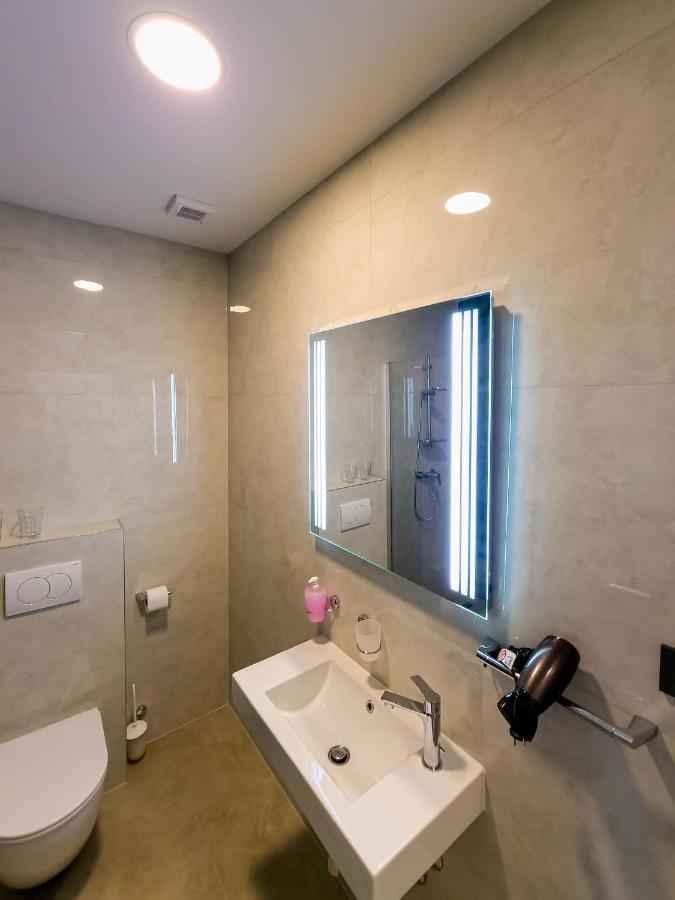 Maresole Beachfront Residence ポレッチ エクステリア 写真